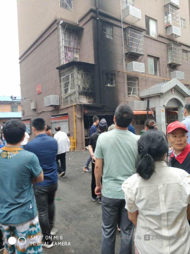 南昌新建區(qū)一小區(qū)煤氣罐爆炸， 4 人受傷